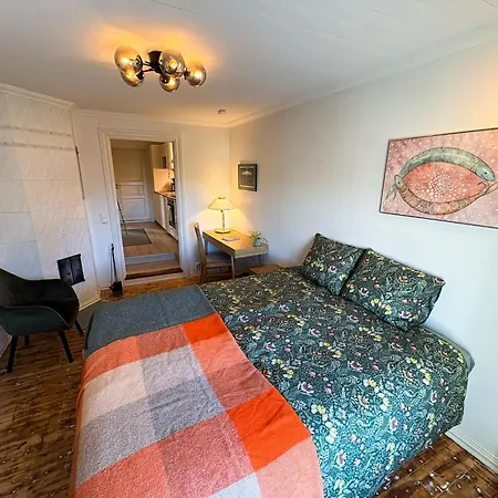 Charming In The Heart Of The Old Town Appartamento *